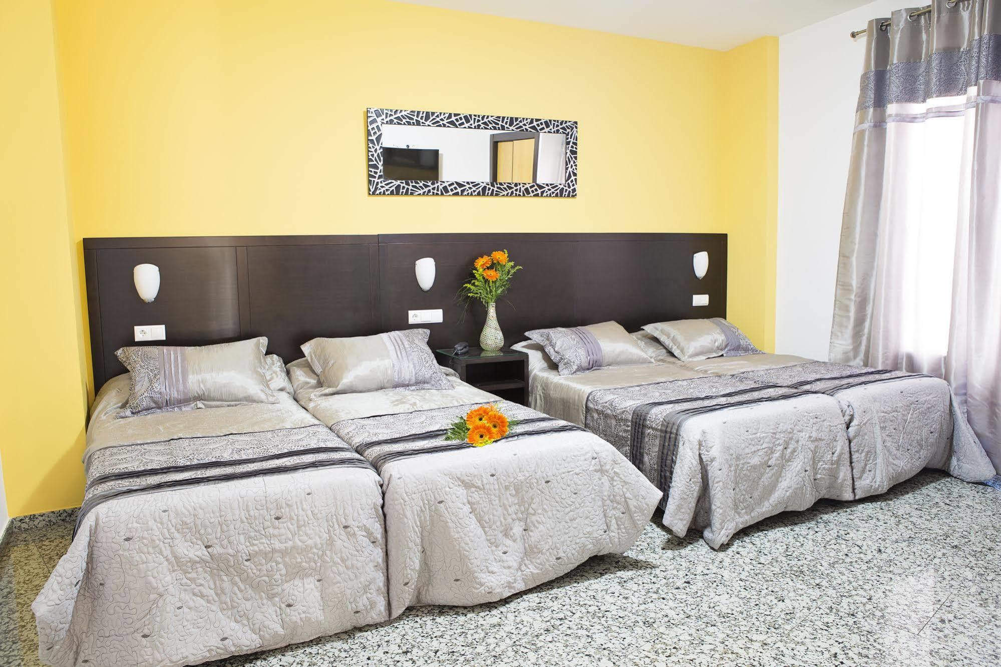 Hotel De Los Faroles Córdoba Eksteriør billede