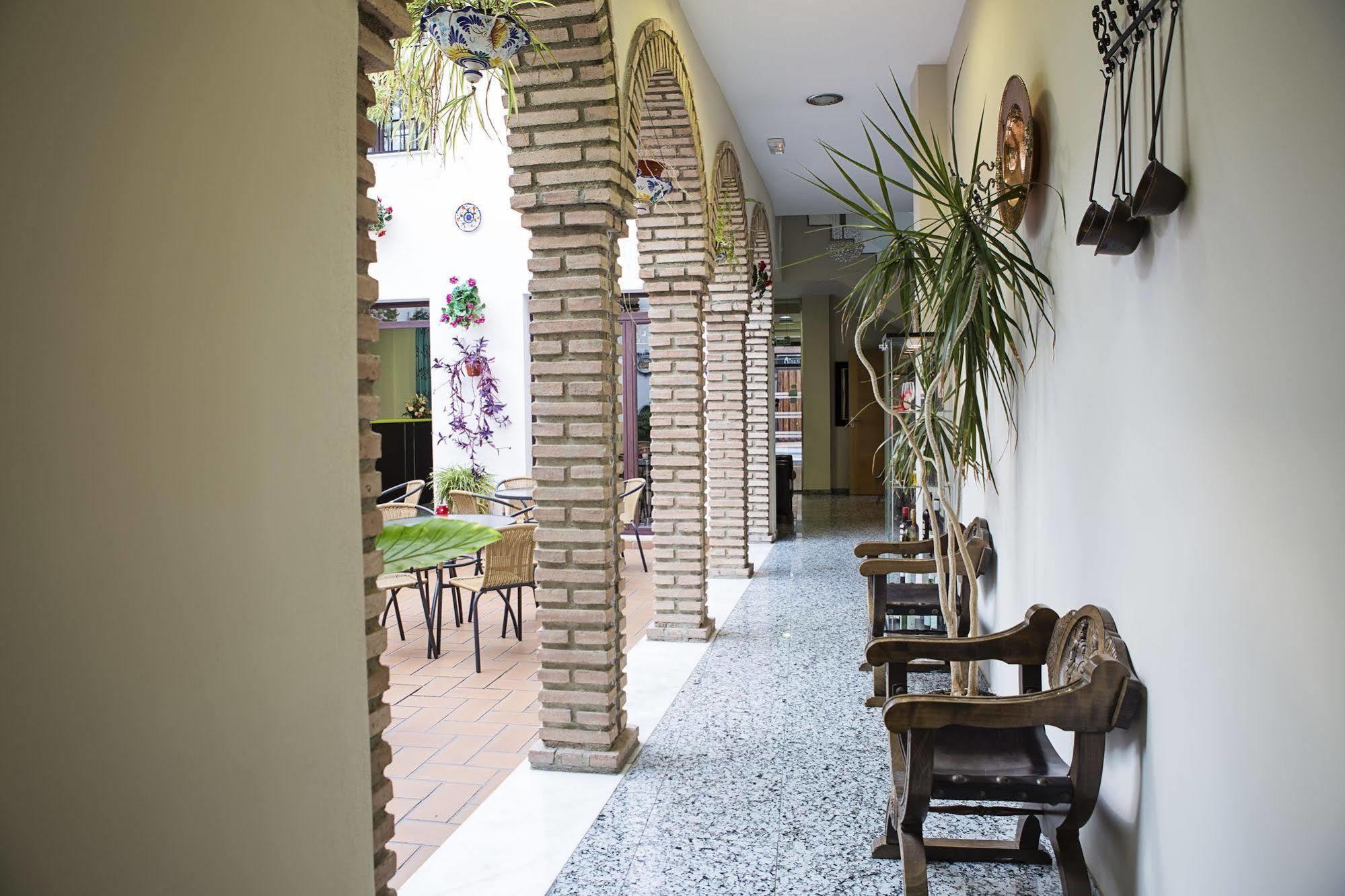 Hotel De Los Faroles Córdoba Eksteriør billede